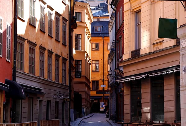 A photograph of an alley in Old Town