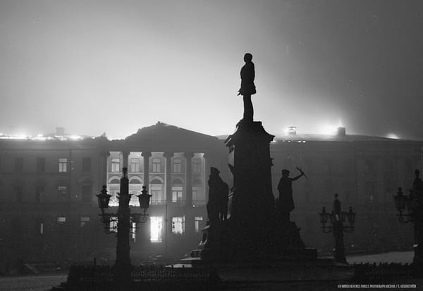 Photo of fire after bombings of Helsinki WW2
