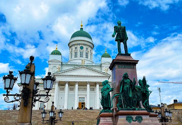 Photo of Senate Square with Helsinki Cathedral